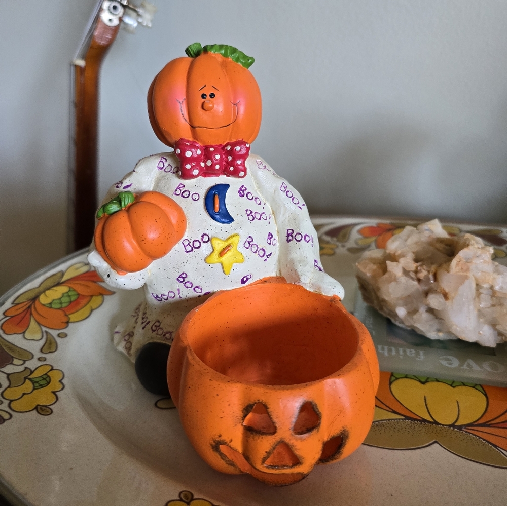 Halloween pumpkin tea light candle holder